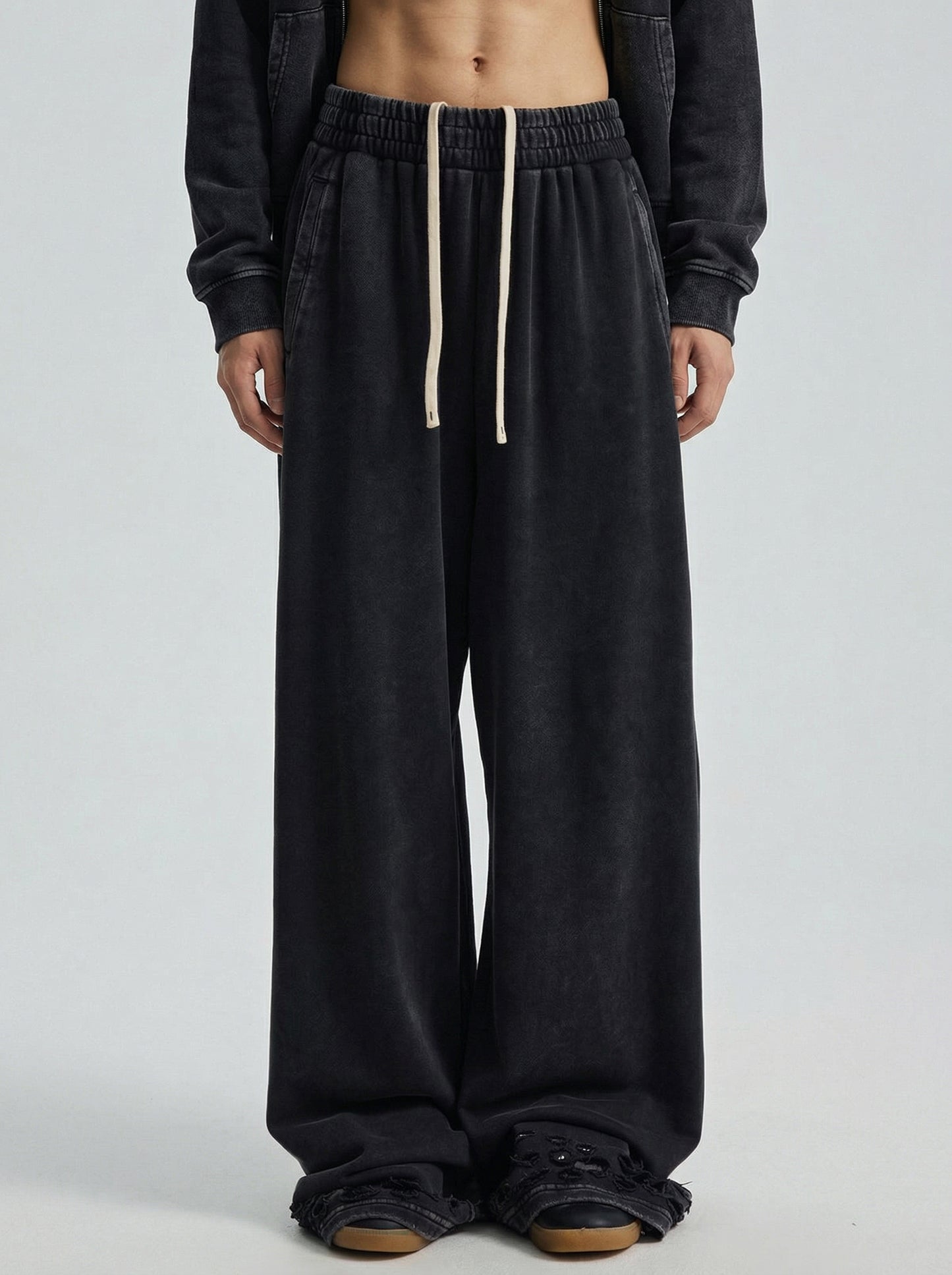 "WASHED AND DISTRESSED" BAGGY SWEATPANTS
