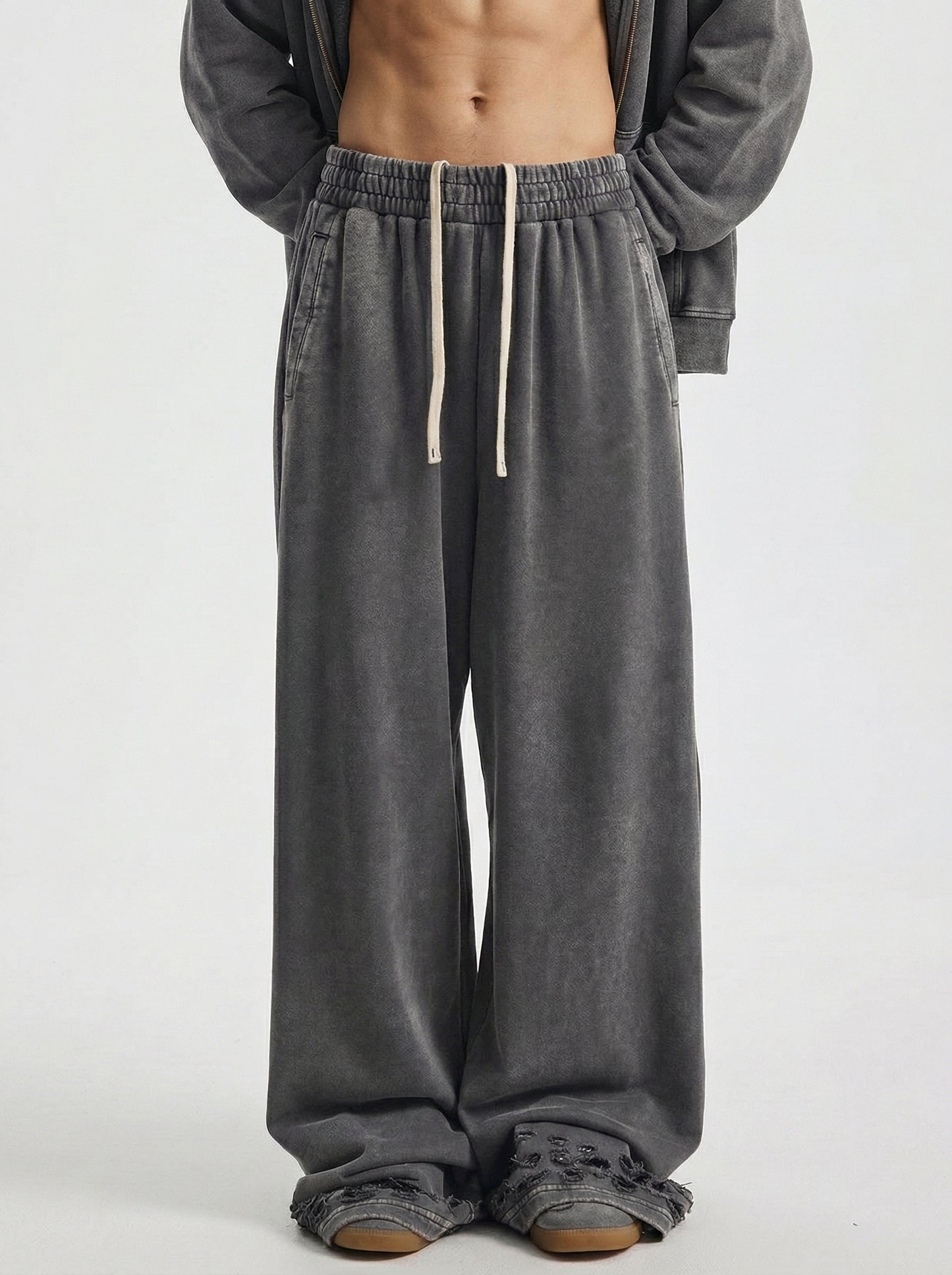 "WASHED AND DISTRESSED" BAGGY SWEATPANTS